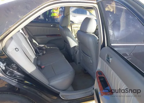 2005 Toyota Camry Xle V6 из США, поврежденный, VIN 4T1BF32K95U618078